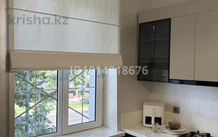 1-бөлмелі пәтер · 40 м² · 2/3 қабат, Назарбаева 128, бағасы: 450 000 ₸ в Алматы, Медеуский р-н — фото 2
