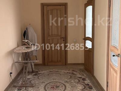 Жеке үй · 3 бөлме · 240 м² · 10 жүзд., Сырымбет, бағасы: 45.5 млн ₸ в Кокшетау