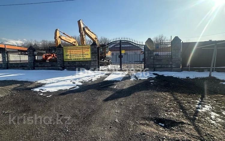 Участок · 12 соток, Ул.Бирлик 67/1 67/1 — Пересечение пос. Райымбек и Бакад за 200 млн ₸ в Кыргауылдах — фото 2