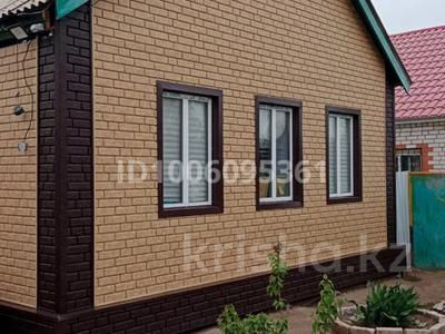 Отдельный дом · 4 комнаты · 120 м² · 6 сот., мкр Шанхай 78 — Стадион химик за 17.5 млн 〒 в Актобе