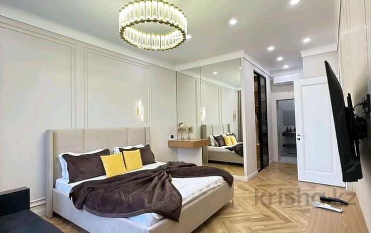 4-бөлмелі пәтер · 150 м² · 9 қабат, Аль-Фараби 41, бағасы: 1.5 млн ₸ в Алматы, Бостандыкский р-н — фото 2