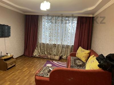 2-комнатная квартира, 52 м², 4/5 этаж посуточно, Чайжунусова 152 — Момыш Улы за 12 000 〒 в Семее
