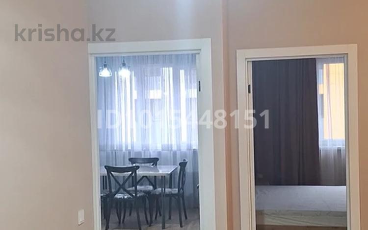2-комнатная квартира · 54 м² · 2/5 этаж, Халиуллина 168 за 250 000 ₸ в Алматы, Медеуский р-н — фото 2