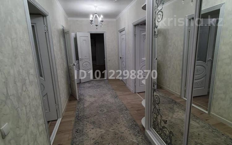 3-бөлмелі пәтер · 93 м² · 4/5 қабат, Мкр. Нурсат, бағасы: 51 млн ₸ в Шымкенте, Каратауский р-н — фото 2