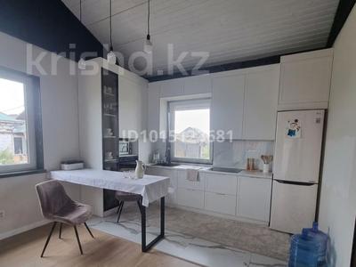 Отдельный дом · 3 комнаты · 100 м² · 6 сот., Ишимская 6-я улица 1А — Находится перед дорогой ишимская за 35 млн ₸ в Косшы