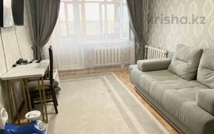 2-комнатная квартира · 52.3 м² · 6/9 этаж, Майкудук, 15й микрорайон за 11 млн ₸ в Караганде, Алихана Бокейханова р-н — фото 2