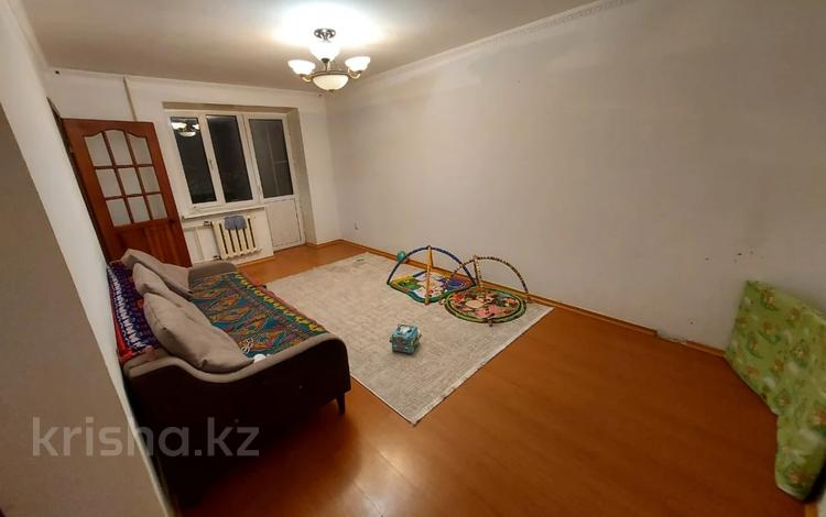 2-комнатная квартира, 45 м², 2/4 этаж, мкр №3 44 за 24.5 млн 〒 в Алматы, Ауэзовский р-н — фото 2