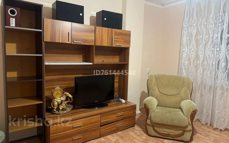 2-бөлмелі пәтер · 67 м² · 2/9 қабат, мкр Юго-Восток 31а, бағасы: 170 000 〒 в Караганде, Казыбек би р-н — фото 2