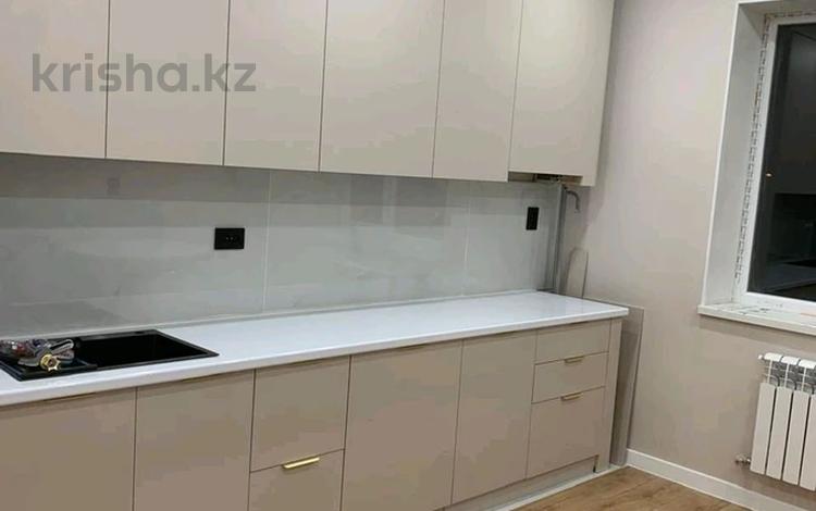 2-комнатная квартира · 60 м² · 5/7 этаж, 16-й мкр 15/1 за 17 млн ₸ в Актау — фото 2