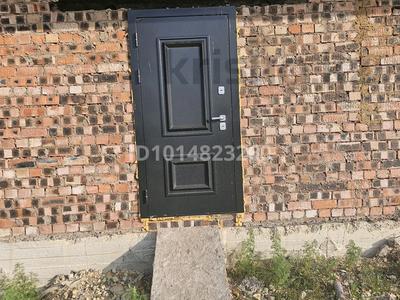 Отдельный дом · 4 комнаты · 234 м² · 12 сот., мкр Уркер, Каражар за 45 млн ₸ в Астане, Нура р-н