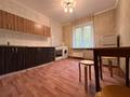 2-бөлмелі пәтер · 50 м² · 2/5 қабат, мкр Аксай-3А 65 — Толе би-Яссауи, бағасы: 240 000 ₸ в Алматы, Ауэзовский р-н — фото 3