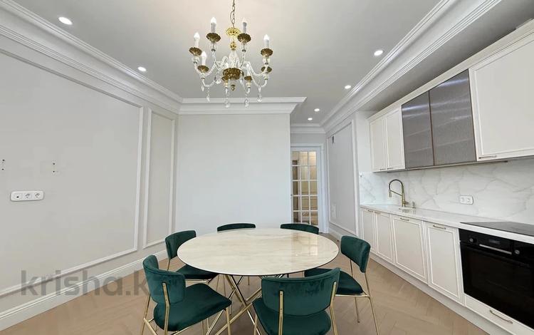 3-комнатная квартира · 140 м² · 3/7 этаж, Кабанбай батыра 9 за 132.9 млн ₸ в Астане, Нура р-н — фото 2