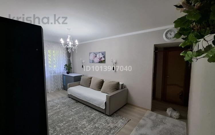 3-комнатная квартира · 60 м² · 3/4 этаж, мкр №8 20 за 39 млн ₸ в Алматы, Ауэзовский р-н — фото 2
