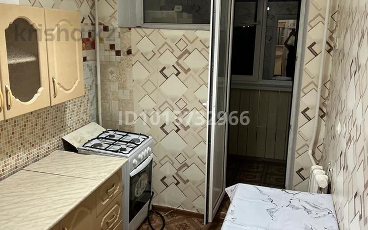 2-бөлмелі пәтер · 42 м² · 2/5 қабат, Ракишева 74/77, бағасы: 140 000 ₸ в Талдыкоргане, мкр Жастар — фото 2