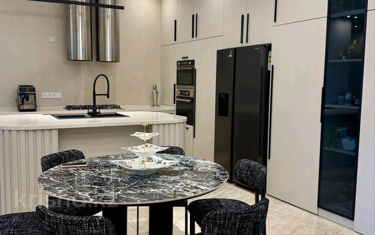 6-комнатная квартира · 300 м² · 1/3 этаж, мкр Нурлытау (Энергетик), Газиза Жубанова 61 — Tamos Education за 350 млн ₸ в Алматы, Бостандыкский р-н — фото 2