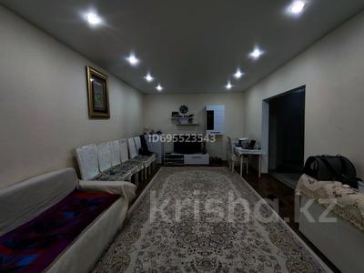 Продажа квартир в Алматы: 2-комнатная квартира · 86.3 м² · 2/9 этаж, мкр Акбулак, Чуланова 139 — Момышулы рыскулова за 43.8 млн 〒 2-комнатная квартира · 86.3 м² · 2/9 этаж, мкр Акбулак, Чуланова 139 — Момышулы рыскулова за 43.8 млн 〒 в Алматы, Алатауский р-н