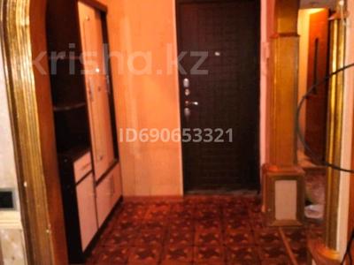 3-бөлмелі пәтер · 70 м² · 4 қабат, 9 микрорайон — Возле 41 школы, бағасы: 120 000 ₸ в Таразе