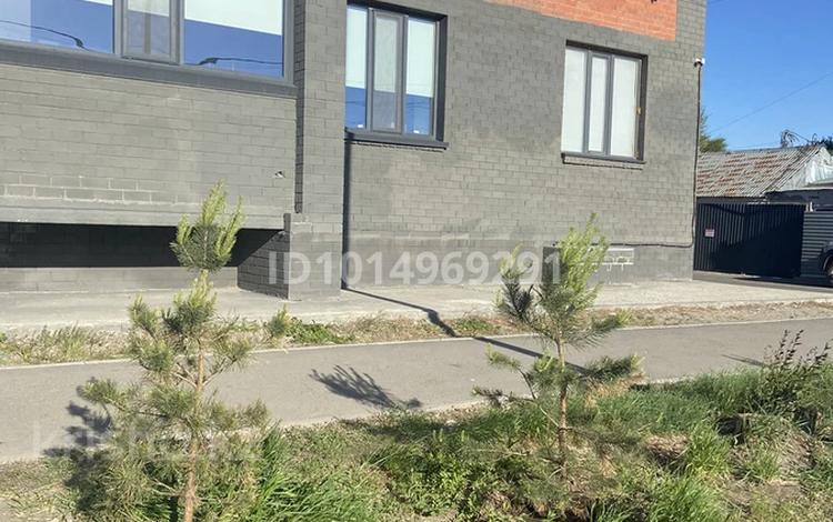 1-бөлмелі пәтер · 46 м² · 1/9 қабат, Луначарского 49, бағасы: 29 млн ₸ в Павлодаре — фото 2
