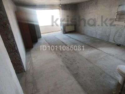 5-бөлмелі пәтер · 150 м² · 5/14 қабат, Набережная им. Е.П. Славского 60, бағасы: 90 млн ₸ в Усть-Каменогорске