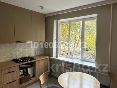 2-комнатная квартира · 52 м² · 1/3 этаж, Айша биби 377в за 300 000 〒 в Алматы, Турксибский р-н