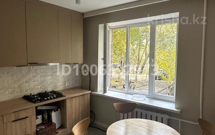2-комнатная квартира · 52 м² · 1/3 этаж, Айша биби 377в за 250 000 ₸ в Алматы, Турксибский р-н — фото 2