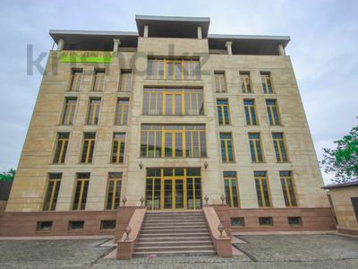 Коммерческое здание, 1700 м² за ~ 1.3 млрд 〒 в Алматы, Медеуский р-н