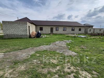 Жеке үй · 4 бөлме · 100 м² · 10 сот., мкр Бектобе, Бектобе ергалиева хамидергалиева 25 — Бектобе арка тараз, бағасы: 15.5 млн 〒 в Таразе