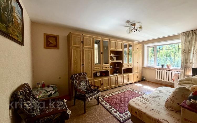 3-комнатная квартира · 62 м² · 1/5 этаж, мкр Юго-Восток, Сатыбалдина 1 за 19.9 млн ₸ в Караганде, Казыбек би р-н — фото 2