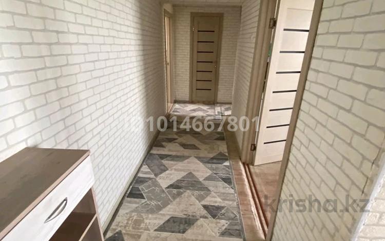 3-бөлмелі пәтер · 66.8 м² · 9/9 қабат, независимости — акимат, бағасы: 12 млн ₸ в Темиртау — фото 2