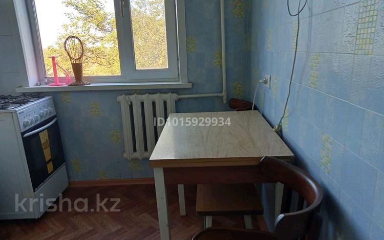 2-комнатная квартира · 48 м² · 4/5 этаж, Майкудук, Майкудук, мкр Восток-2 15 за 150 000 ₸ в Караганде, Алихана Бокейханова р-н — фото 2