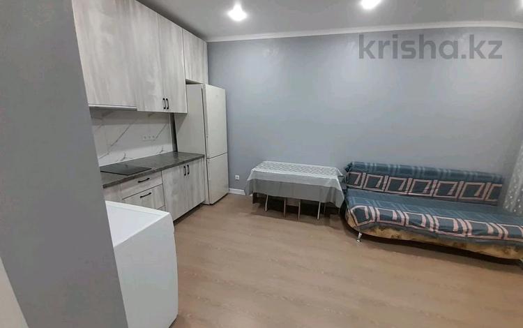 1-бөлмелі пәтер, 40 м², 8/10 қабат, сарыарка 7/5, бағасы: 16.8 млн 〒 в Кокшетау — фото 2