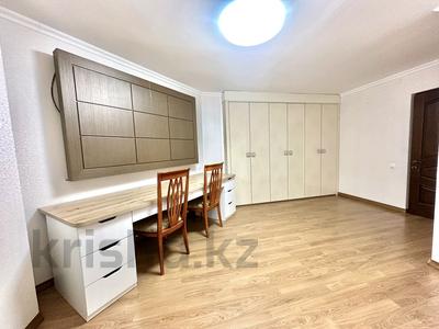 4-комнатная квартира · 169.1 м² · 5/9 этаж, Аскарова Асанбая 21 за 130 млн ₸ в Алматы, Наурызбайский р-н