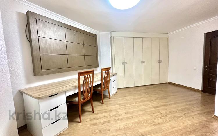 4-комнатная квартира · 169.1 м² · 5/9 этаж, Аскарова Асанбая 21 за 130 млн ₸ в Алматы, Наурызбайский р-н — фото 14