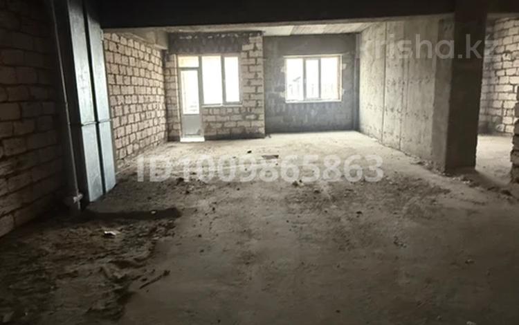 3-бөлмелі пәтер · 104 м² · 12/12 қабат, 12-ш/а. 36/2, бағасы: 24 млн ₸ в Актау, 12-й мкр — фото 2