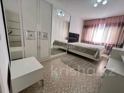 2-комнатная квартира · 57.3 м² · 4/9 этаж, Райымбек батыра 274 — Магнум Думан за 240 000 〒 в 