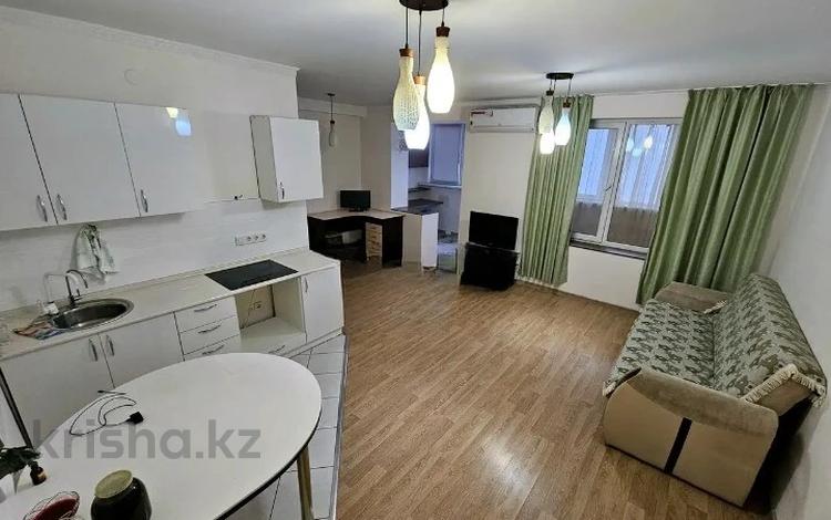 2-бөлмелі пәтер, 50 м², 18/19 қабат, Брусиловского 159 — Квартира выкуплена !Документы на руках! Ипотеку проходит, бағасы: 25.6 млн 〒 в Алматы, Алмалинский р-н — фото 15