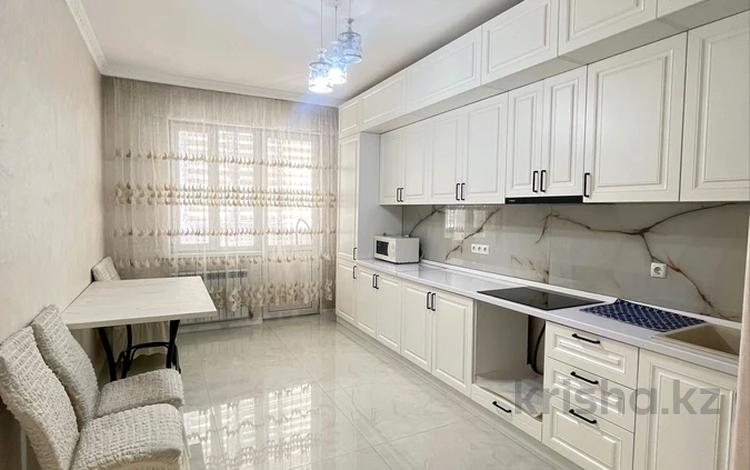 1-комнатная квартира · 45 м² · 1/12 этаж, мкр Дарабоз за 250 000 ₸ в Алматы, Алатауский р-н — фото 2