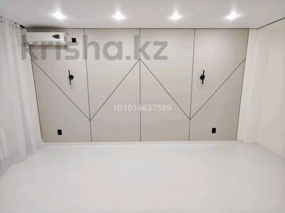 3-бөлмелі пәтер · 80 м² · 1/9 қабат, Жаңа орда ш/а. 3 — Площадь первого президента, бағасы: ~ 30 млн ₸ в Уральске, мкр Жана Орда