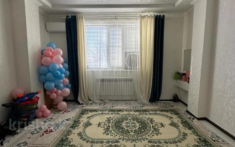 1-комнатная квартира, 43.2 м², 1/5 этаж, Бокенбай Батыра за 14.8 млн 〒 в Актобе — фото 2