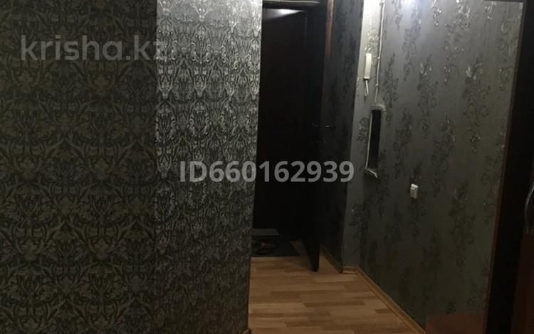 1-бөлмелі пәтер · 35 м² · 2/5 қабат, Абая 111 — Шакарима, бағасы: 9 000 ₸ в Семее — фото 2