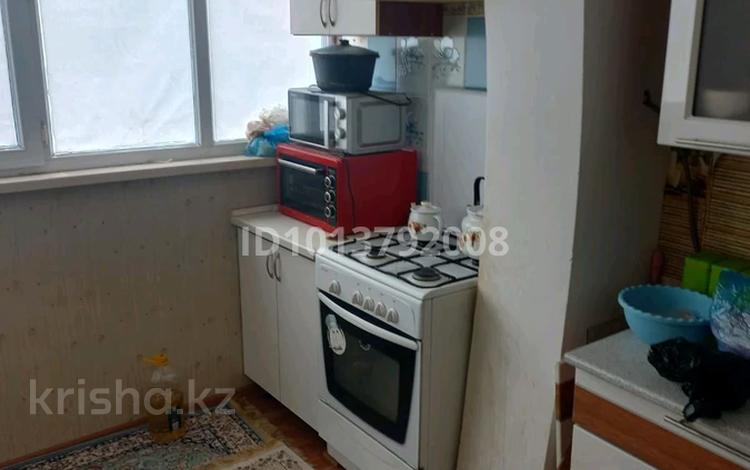 3-комнатная квартира · 70 м² · 2/5 этаж, 1мкр 28 за 13.5 млн ₸ в Кульсары — фото 2