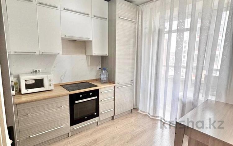 1-комнатная квартира · 40 м², Мухамедханова 10 за 180 000 ₸ в Астане, Есильский р-н — фото 5