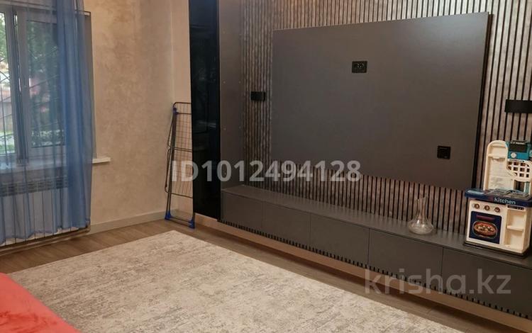 2-бөлмелі пәтер · 50 м² · 1/5 қабат, Пр. Рыскулова 58А, бағасы: 250 000 ₸ в Алматы, Жетысуский р-н — фото 2