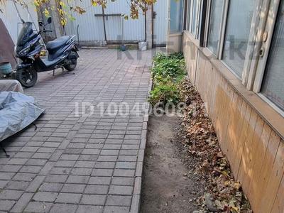 Часть дома · 4 комнаты · 101 м² · 2.3 сот., Тургут Озала 307 — Жандосова\Сатпаева за 45 млн ₸ в Алматы, Бостандыкский р-н