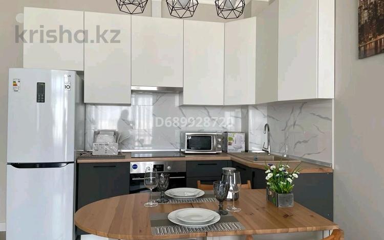 2-комнатная квартира · 65 м² · 9/10 этаж, мкр Сары Арка, Кулманова 35 за 400 000 〒 в Атырау — фото 2