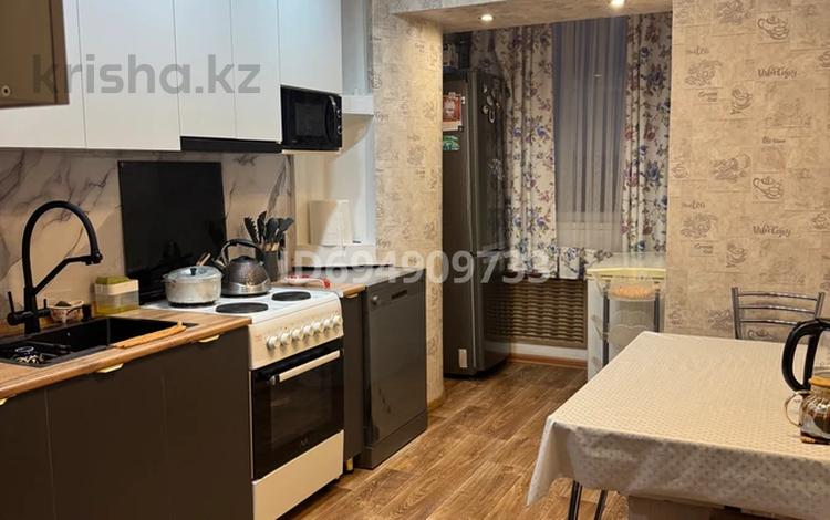 4-бөлмелі пәтер · 75.1 м² · 9/9 қабат, мкр Юго-Восток, Республики 4, бағасы: 29 млн ₸ в Караганде, Казыбек би р-н — фото 38