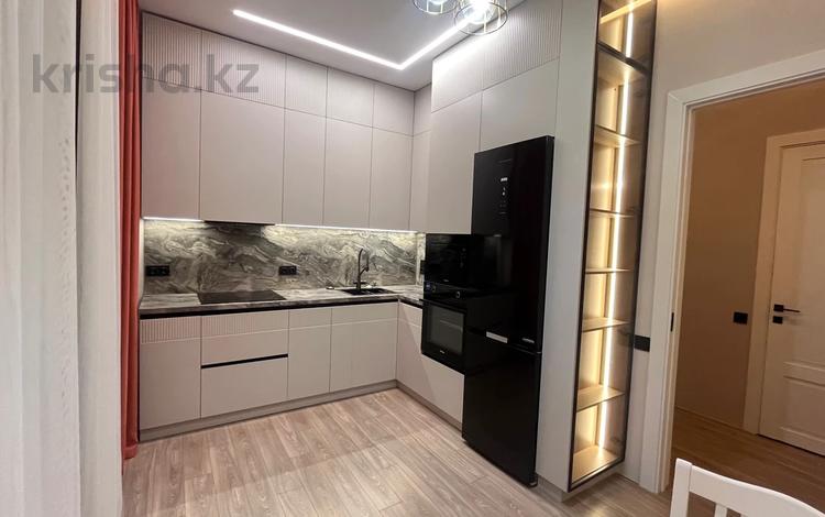 2-комнатная квартира · 73 м² · 5 этаж, Турар Рыскулов 1 за 450 000 ₸ в Астане, Есильский р-н — фото 2