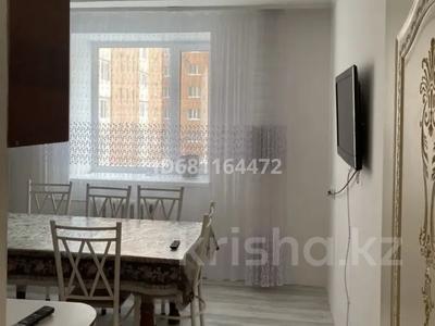 3-комнатная квартира, 80 м², 3/9 этаж, Манаса за 28 млн 〒 в Астане, Алматы р-н