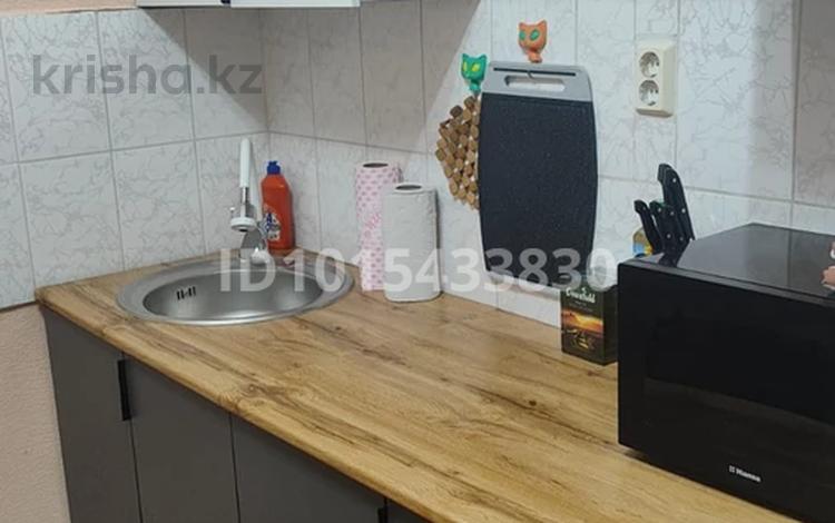 2-бөлмелі пәтер · 62 м² · 2 қабат, Каюпова 18, бағасы: 20 000 ₸ в Алтае — фото 2