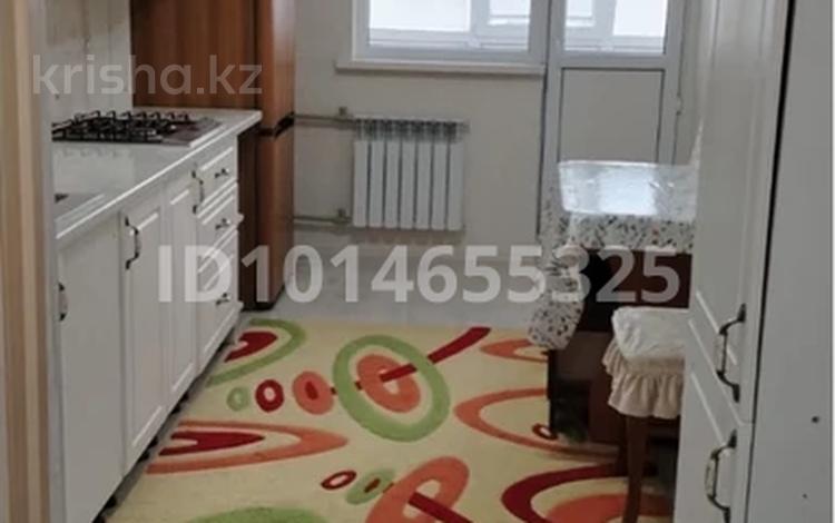 3-бөлмелі пәтер · 74 м² · 4/5 қабат, Улы Дала ш/а. 18 — Баян сулуга карама карсы, бағасы: 150 000 ₸ в Таразе, мкр Улы Дала — фото 2
